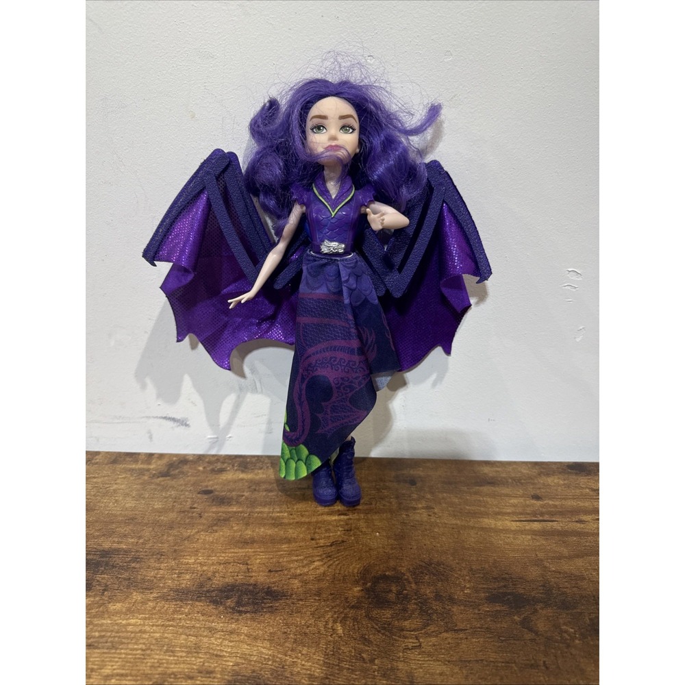 Disney Descendants 3 Dragon Queen Mal Doll Transforms To Winged Dragon